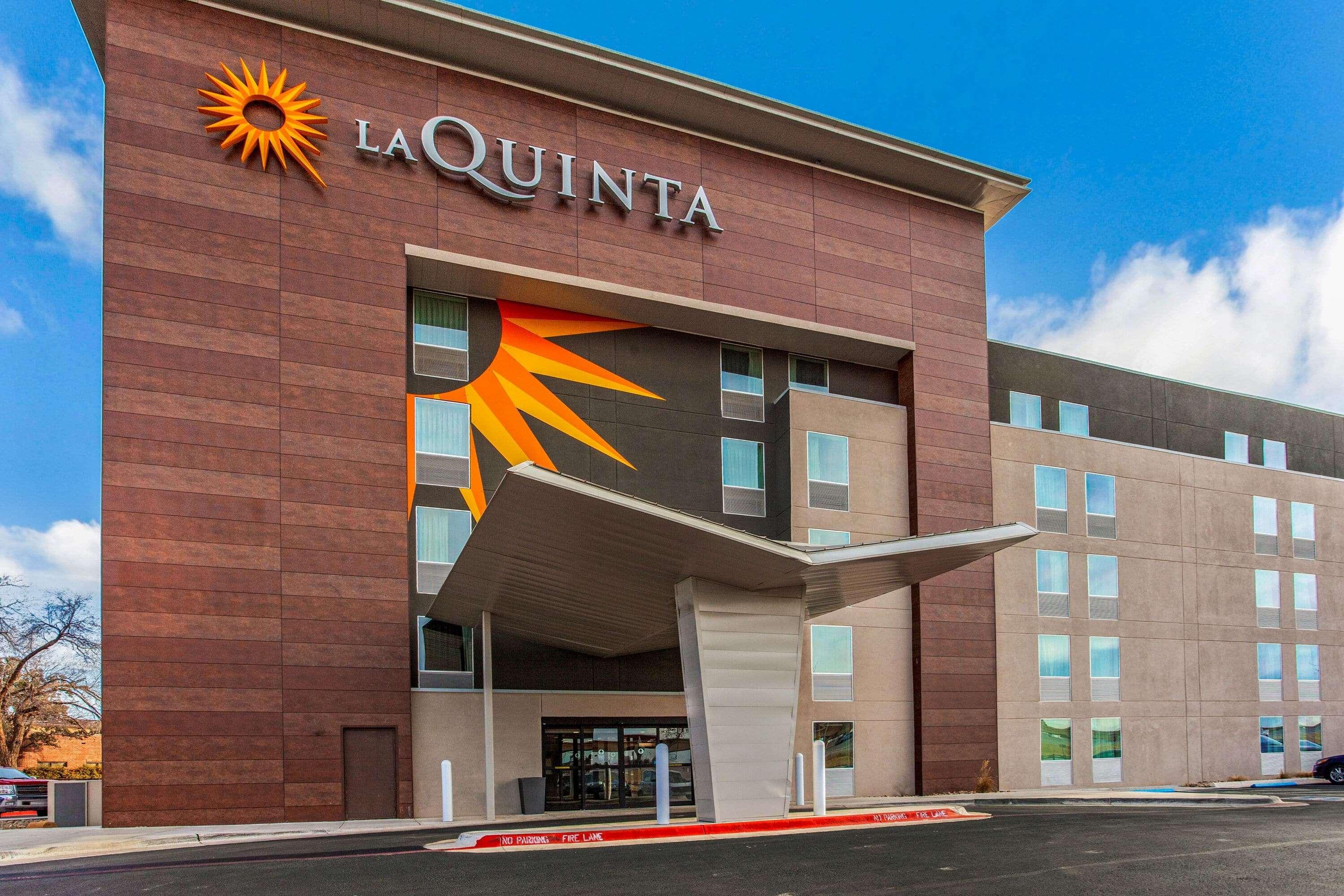 La Quinta By Wyndham Lubbock West Medical Center Hotel Exterior photo